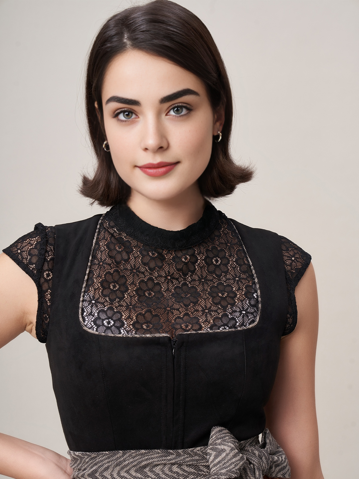 Dirndl in Schwarz – zeitlos elegant