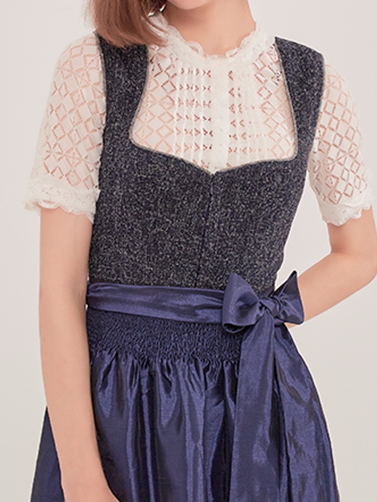 Dirndl in Blau