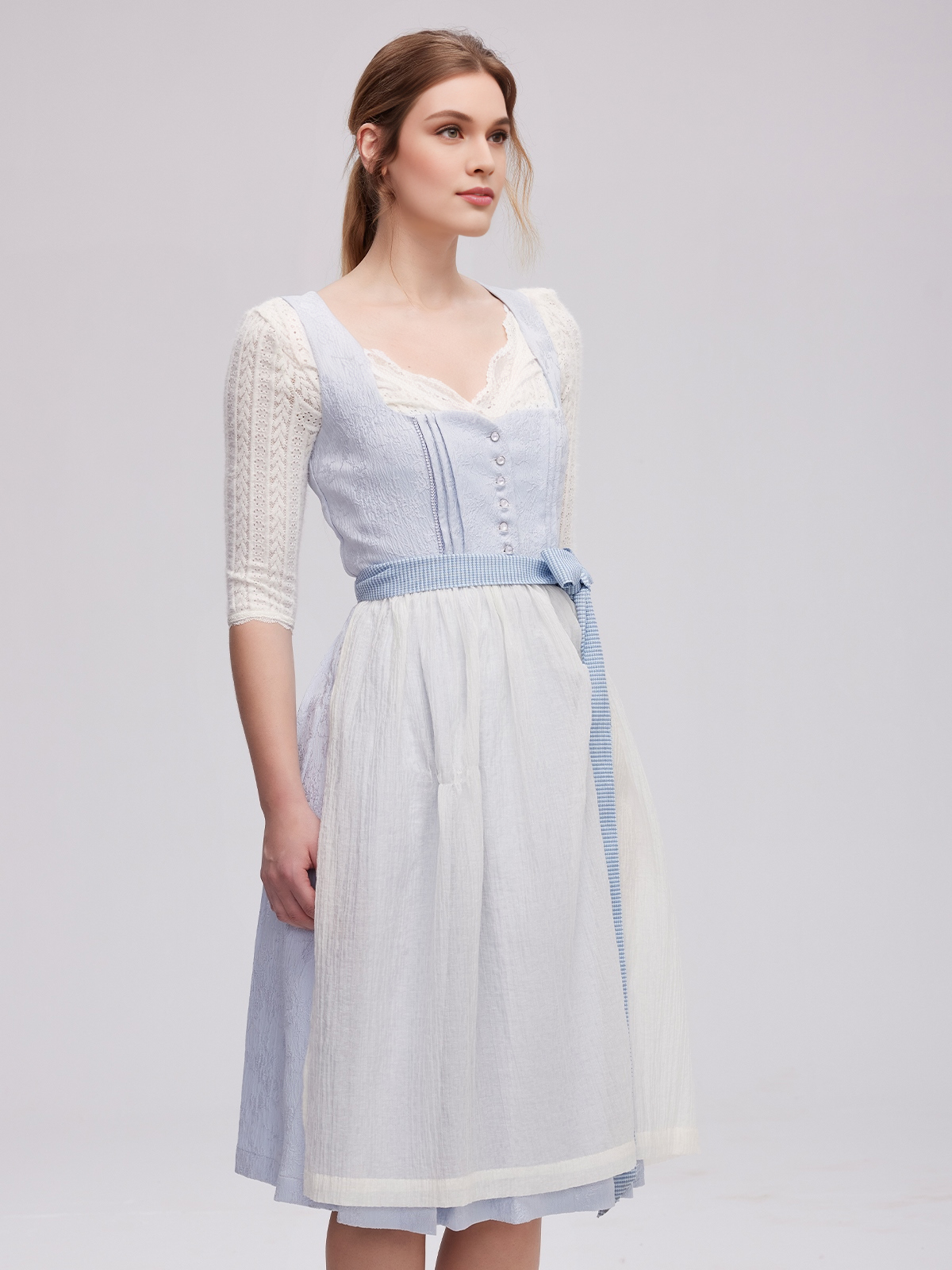 Elegantes blaues Dirndl