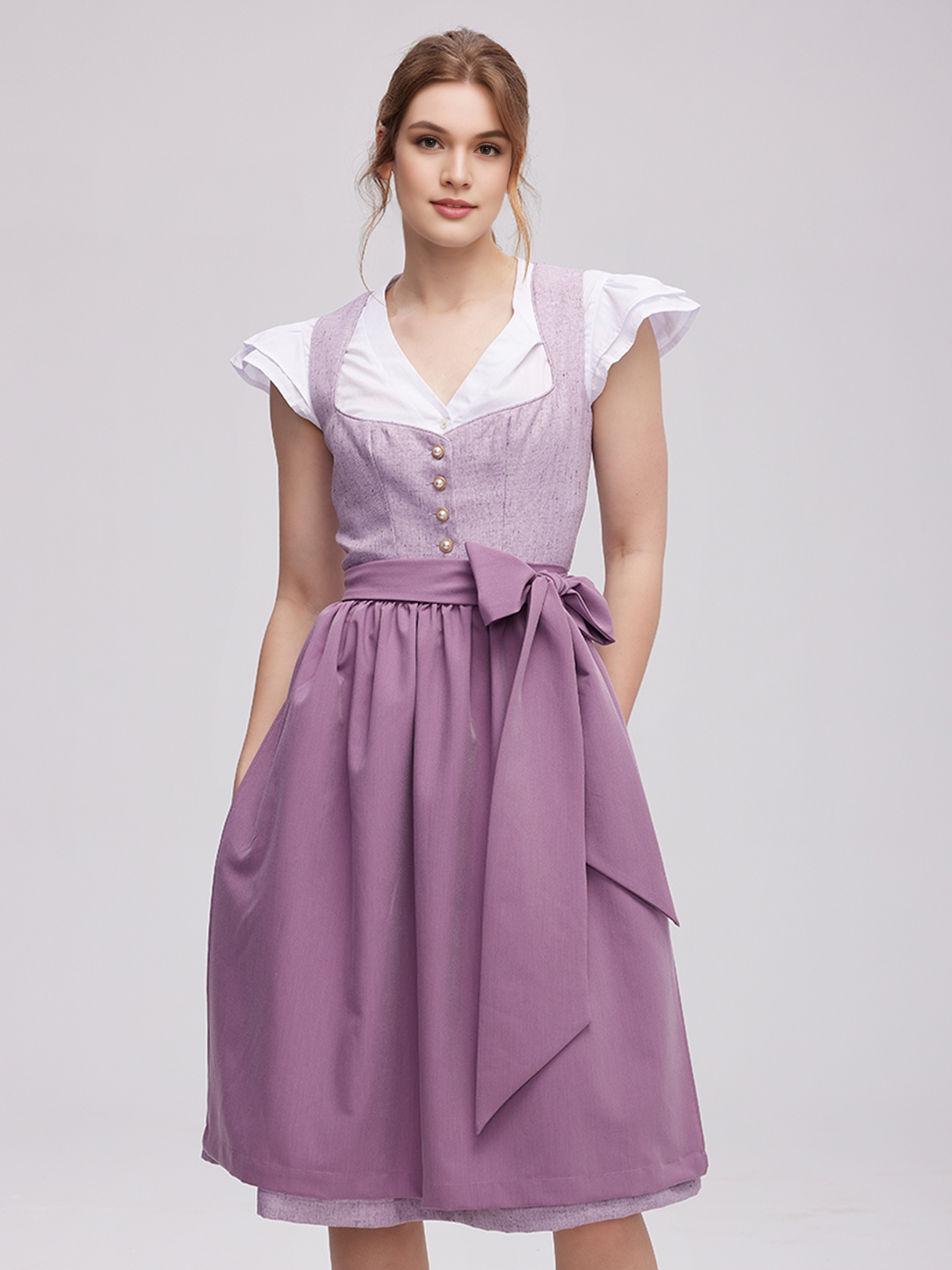 Helles Dirndl in Lila