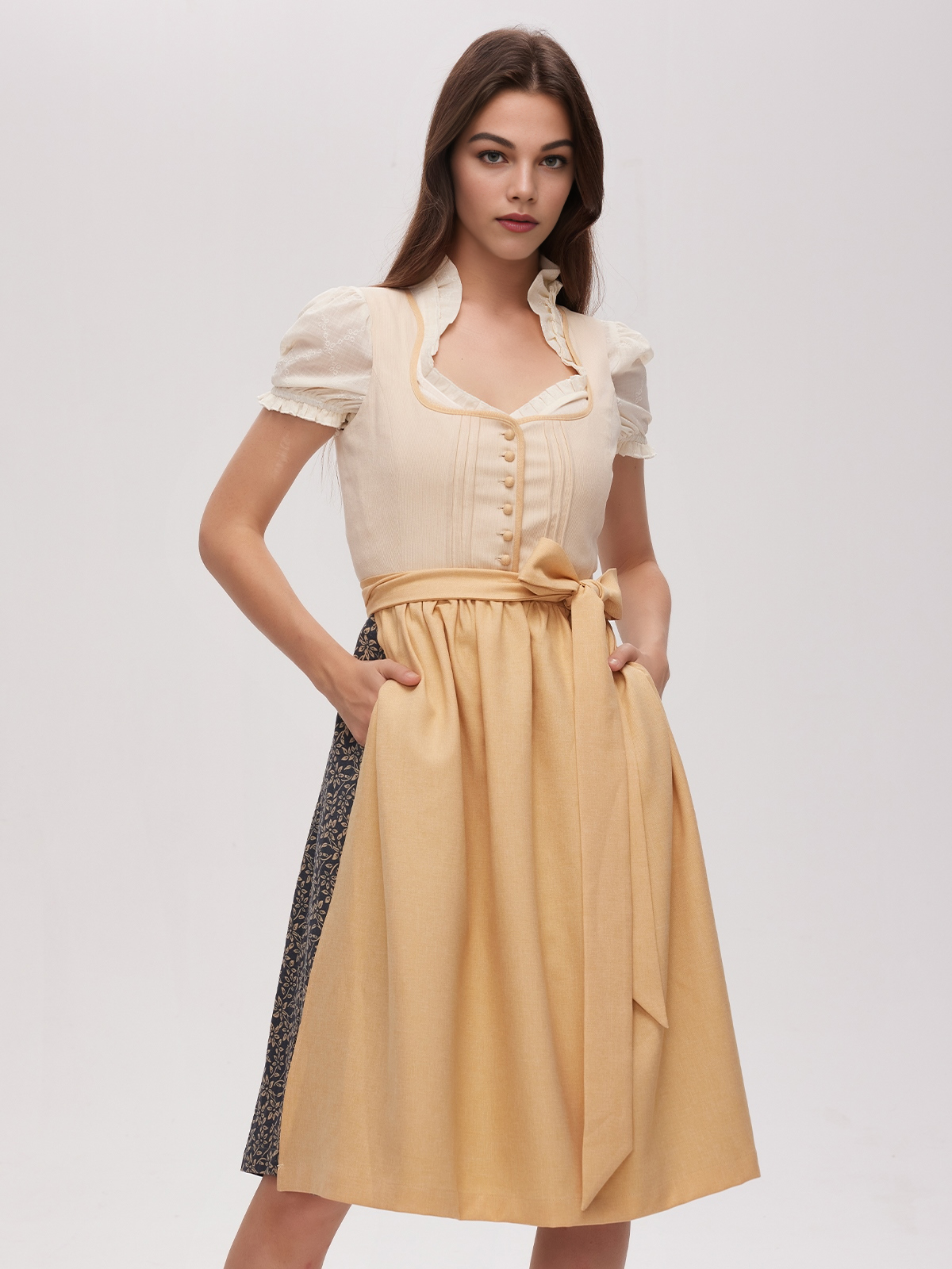 Dirndl Dunkelblau mit gelber Schürze